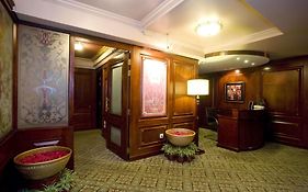 Hotel Sarina